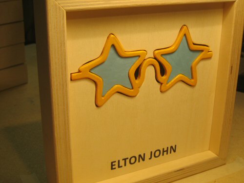 cut-famous-glasses (18)