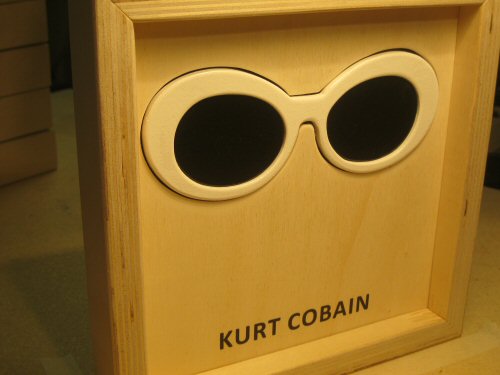 cut-famous-glasses (19)